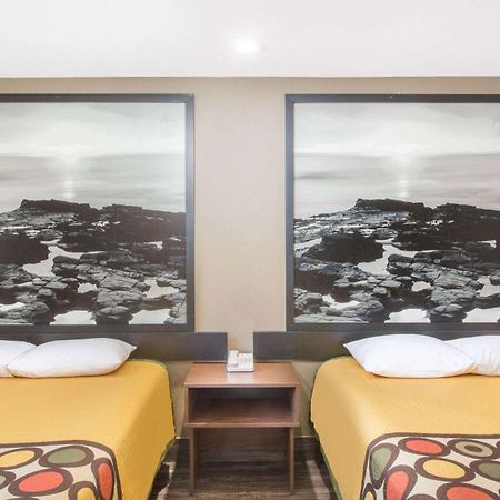 Super 8 By Wyndham National City Chula Vista Ngoại thất bức ảnh
