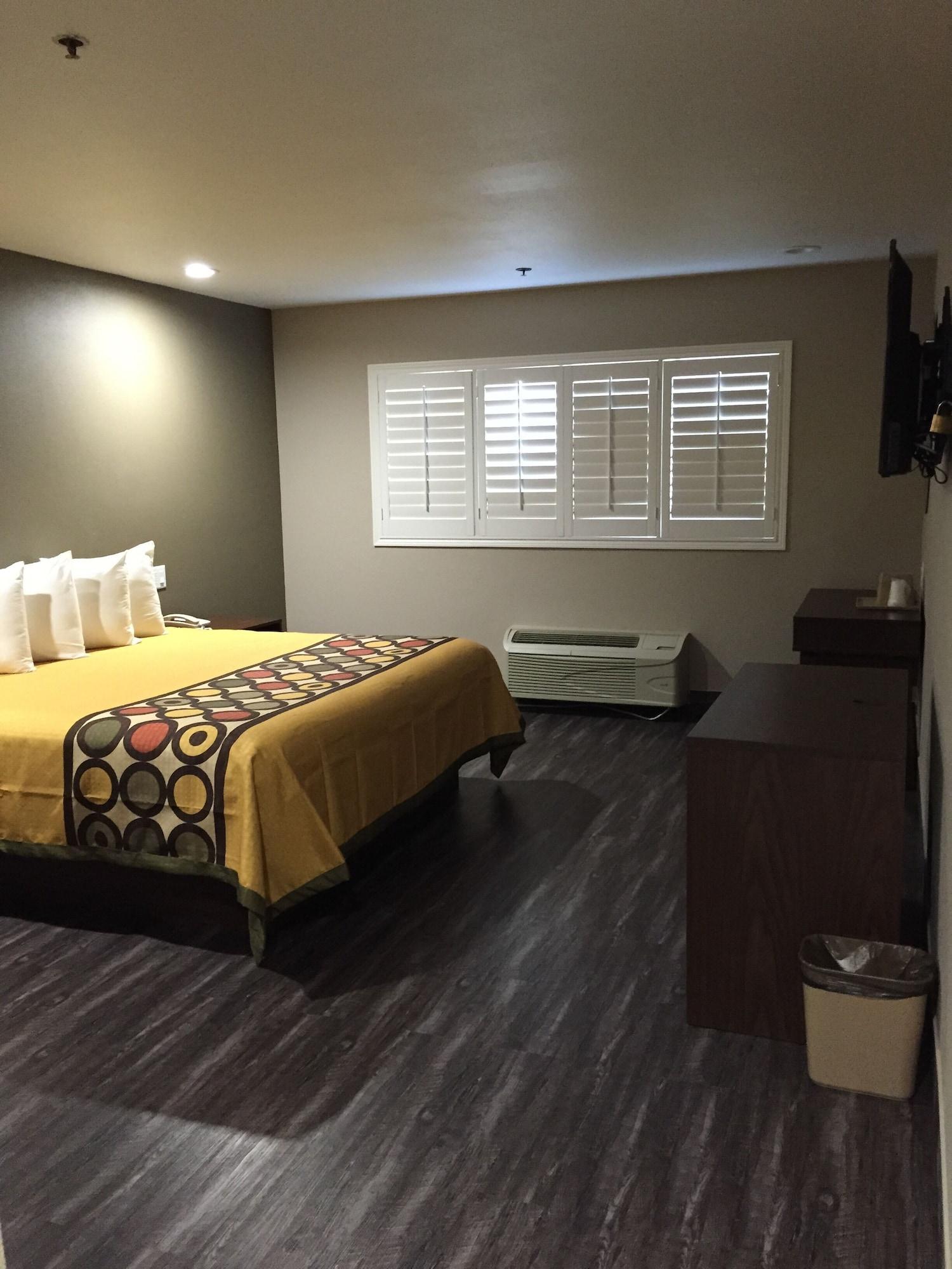Super 8 By Wyndham National City Chula Vista Ngoại thất bức ảnh