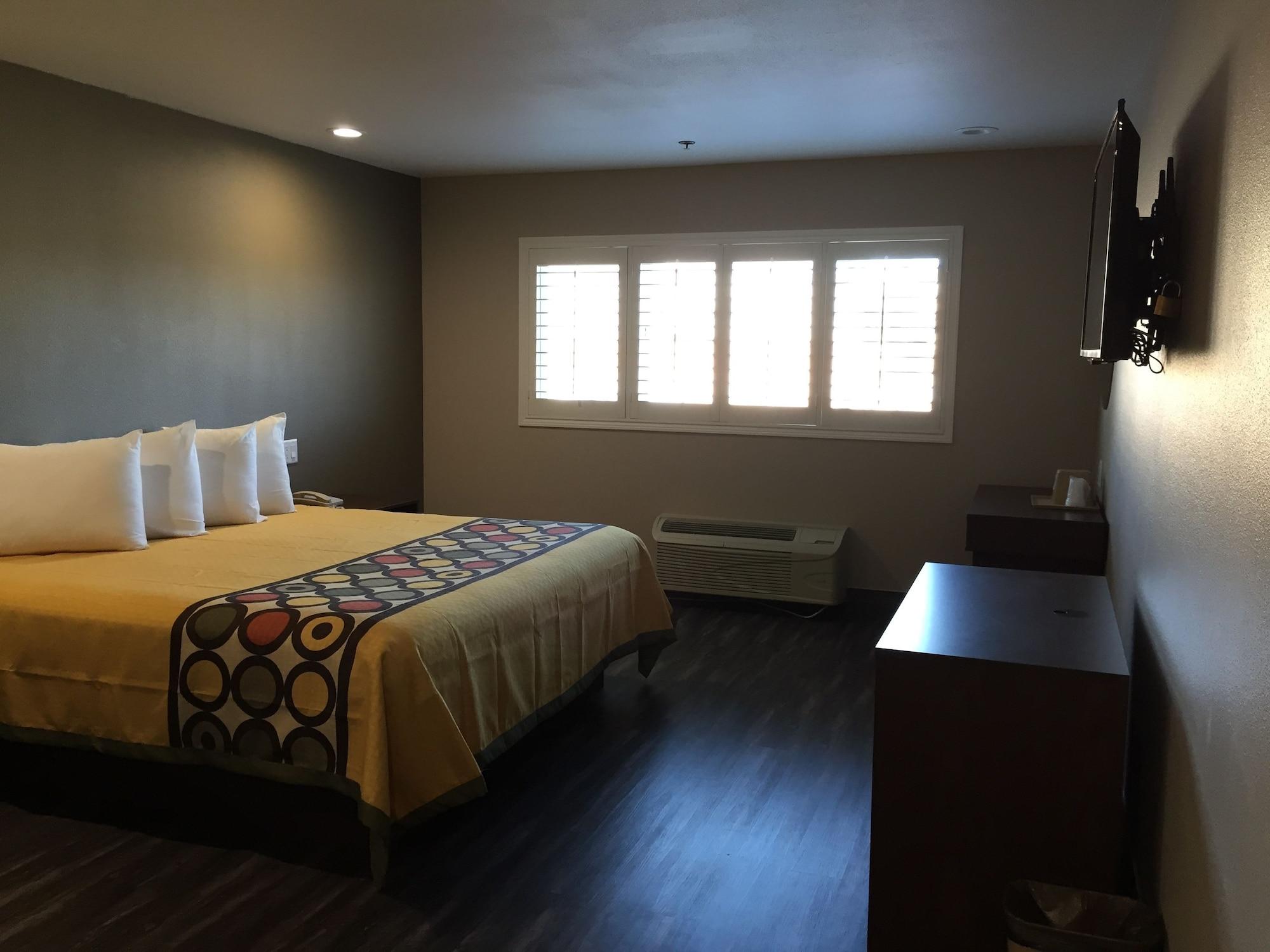 Super 8 By Wyndham National City Chula Vista Ngoại thất bức ảnh